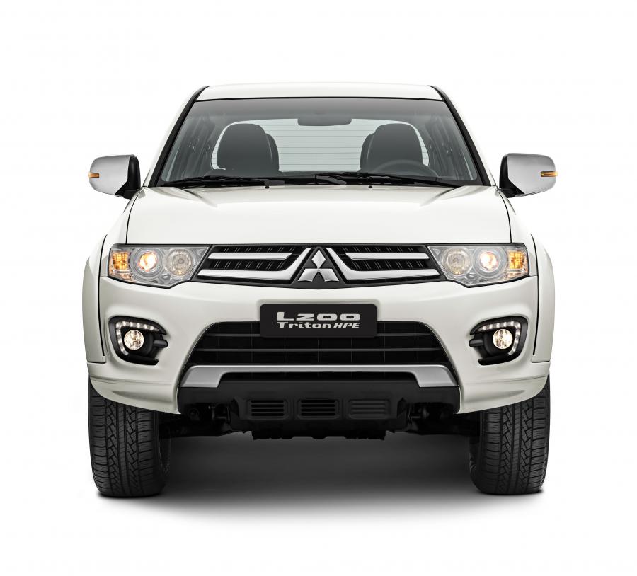  Mitsubishi L200 Triton HPE 2016 года  (LA) (фото 13 из 13)